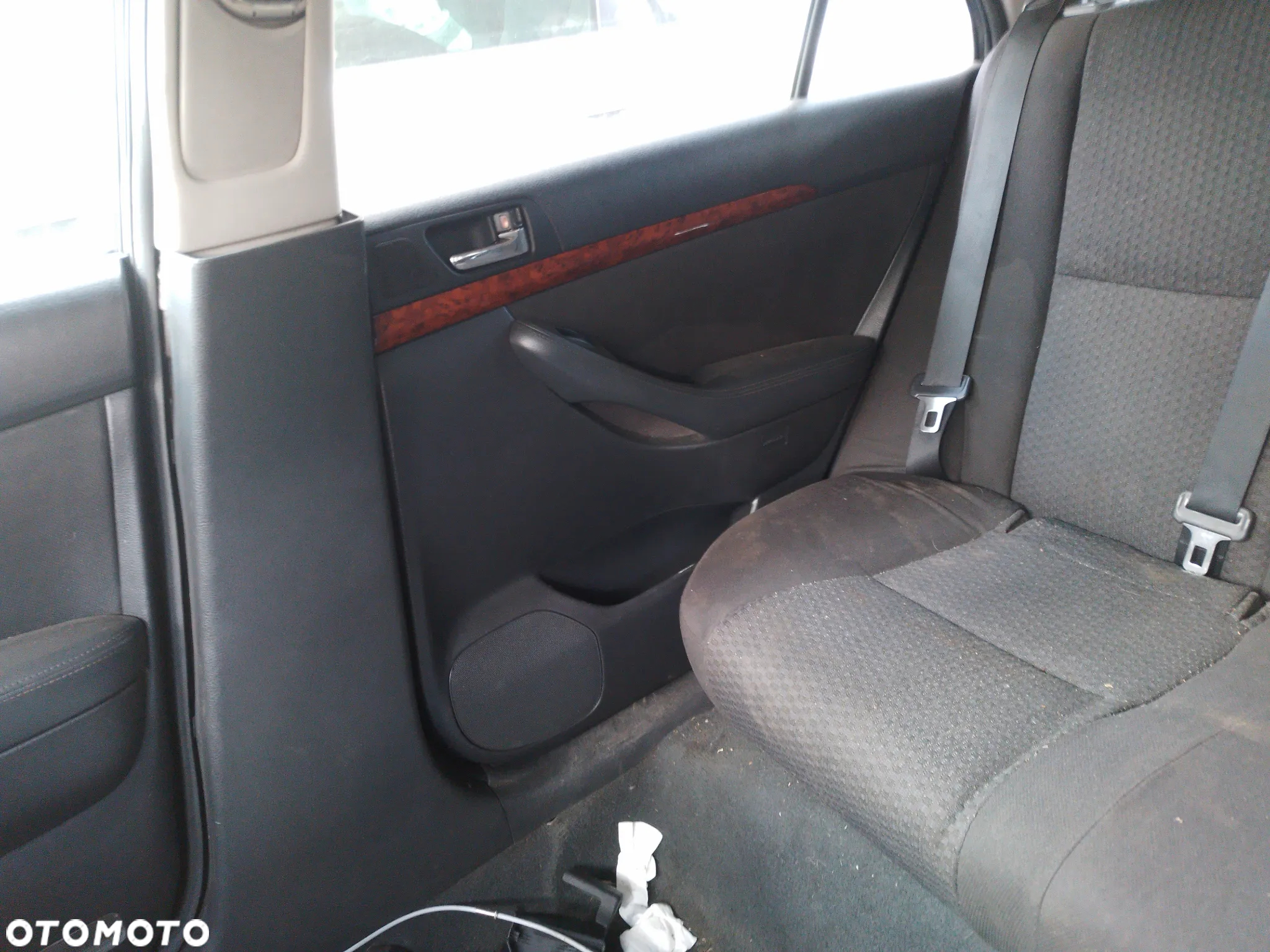 TOYOTA AVENSIS T25 2.0 VVT-i  03-06  209  ZDERZAK PRZÓD PRZEDNI - 25
