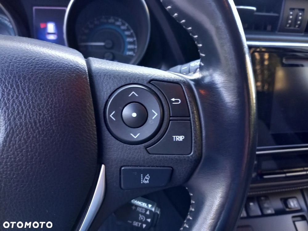 Toyota Auris Hybrid 135 Selection - 20