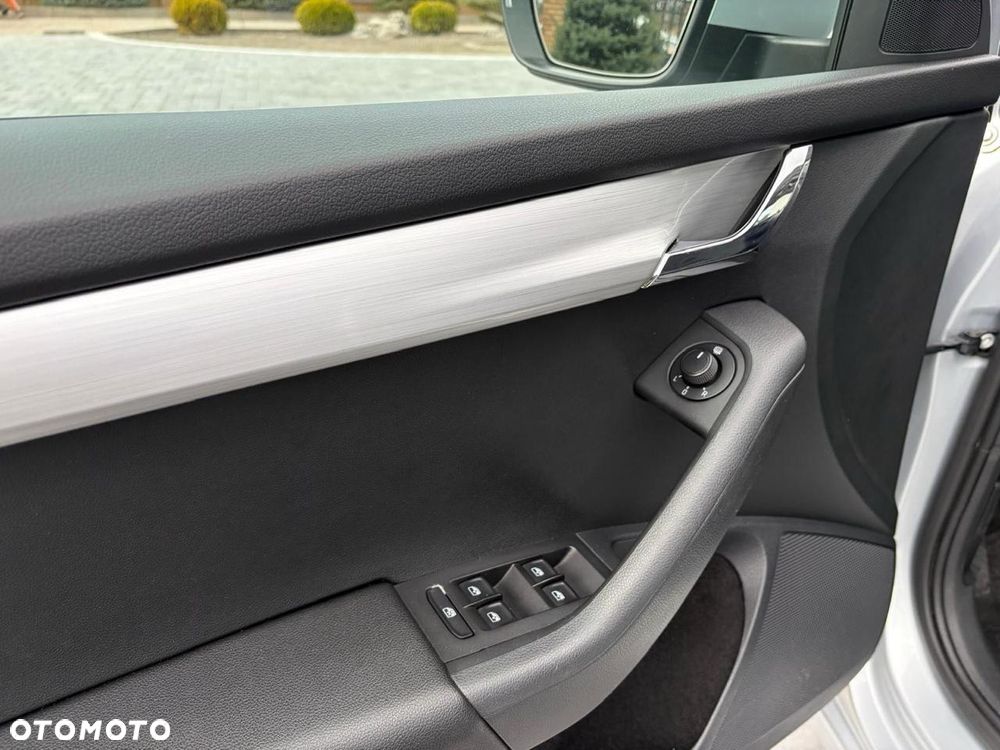 Skoda Octavia 2.0 TDI SCR Style - 23