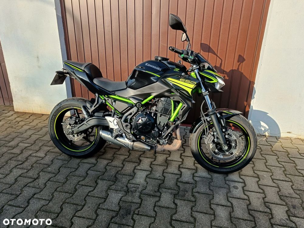 Kawasaki Z 650 - 15
