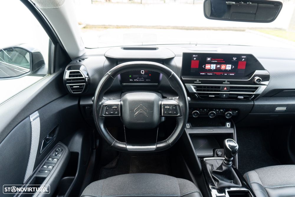 Citroën C4 1.2 PureTech Shine - 23