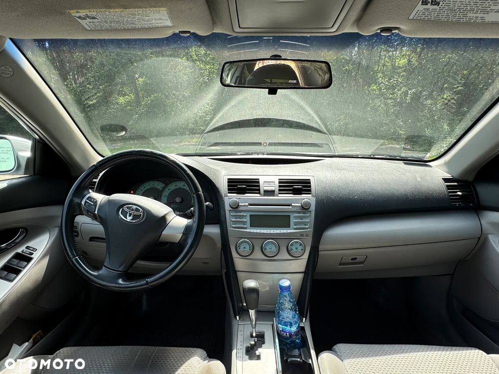 Toyota Camry 2.4 SE - 9