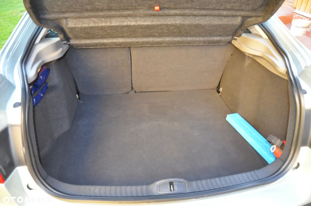 Renault Laguna 1.9 dCi Confort Expression - 9