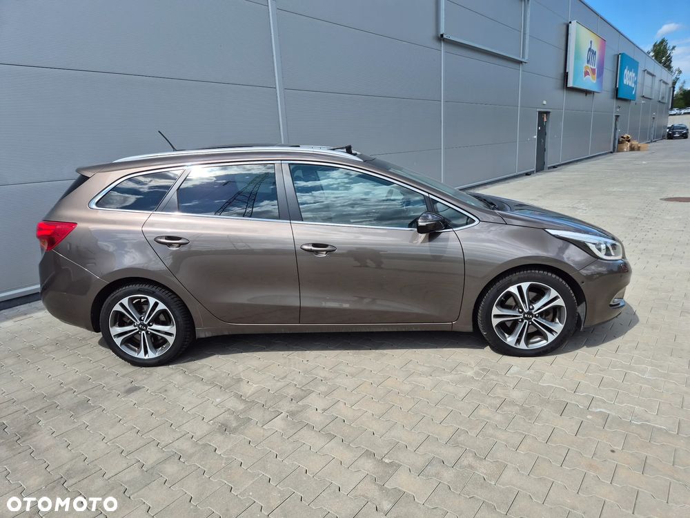 Kia Ceed 1.6 CRDi 128 Platinum Edition - 6