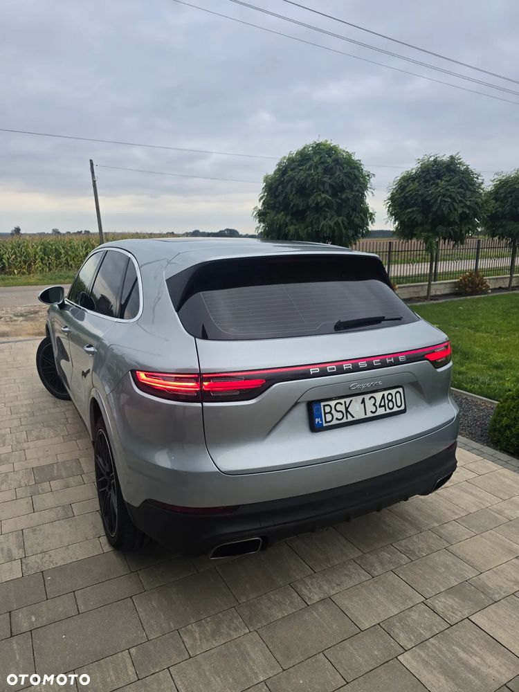 Porsche Cayenne Platinum Edition - 10