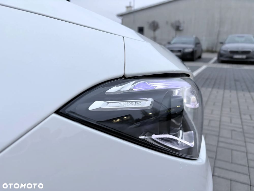 Mercedes-Benz CLA 220 AMG Line 7G-DCT - 13