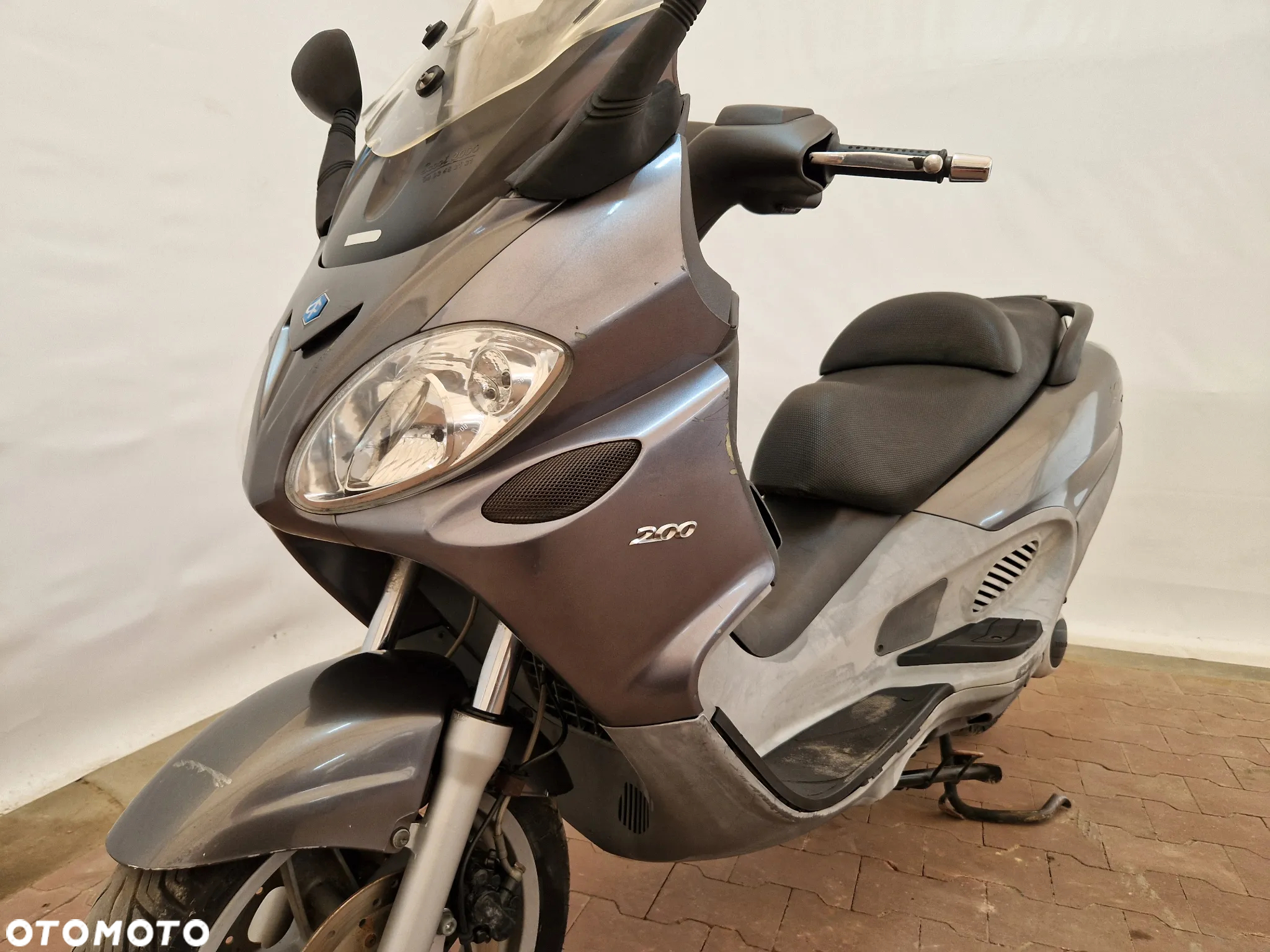 Piaggio X9 - 32