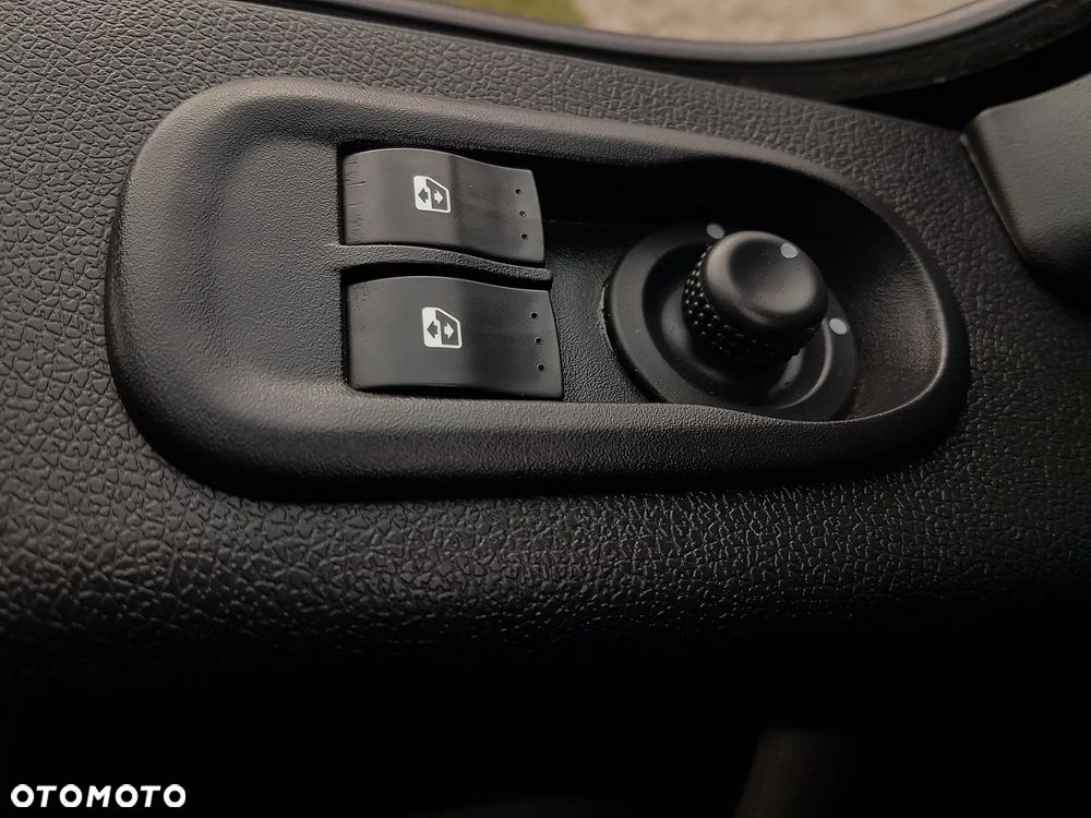 Renault MASTER KONTENER 8EP 4,21x2,23x2,22 KLIMA KRAJOWY MANUAL  6-BIEGÓW - 9