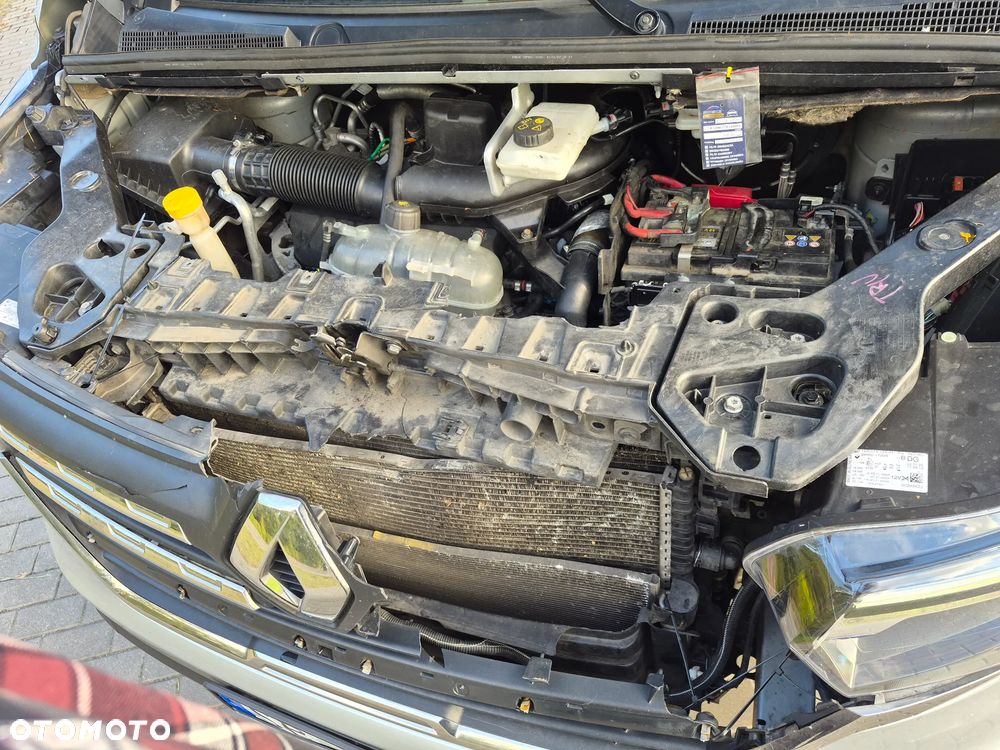 Renault Trafic - 14