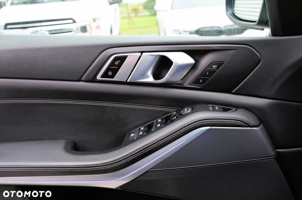 BMW X5 xDrive45e xLine - 32
