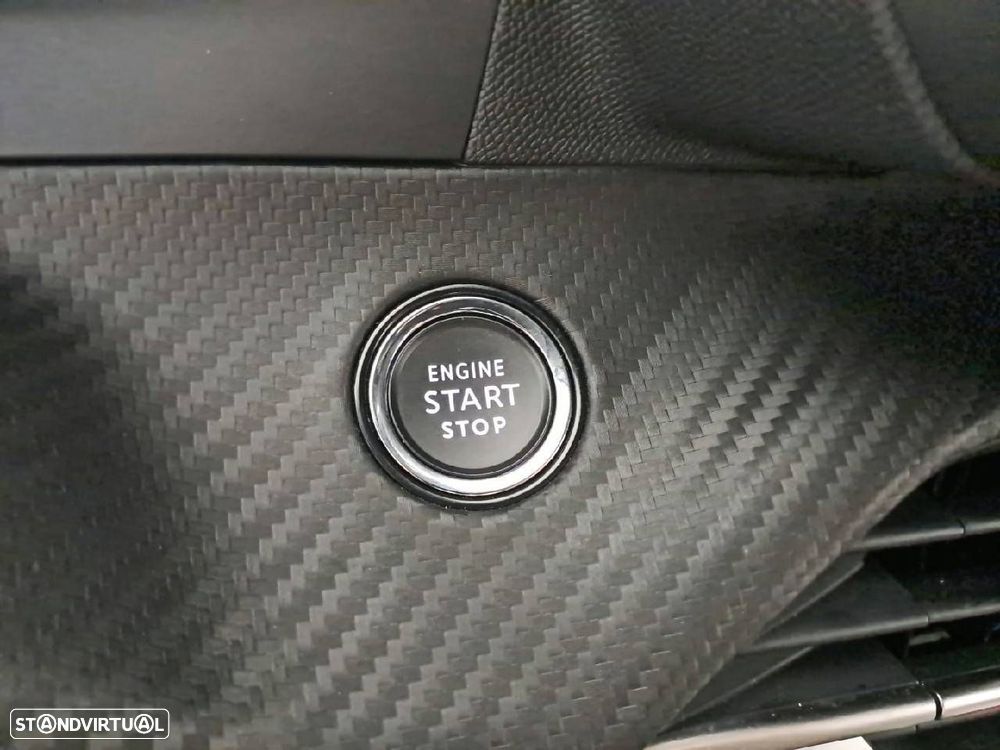 Peugeot e-2008 54 kWh Allure - 19