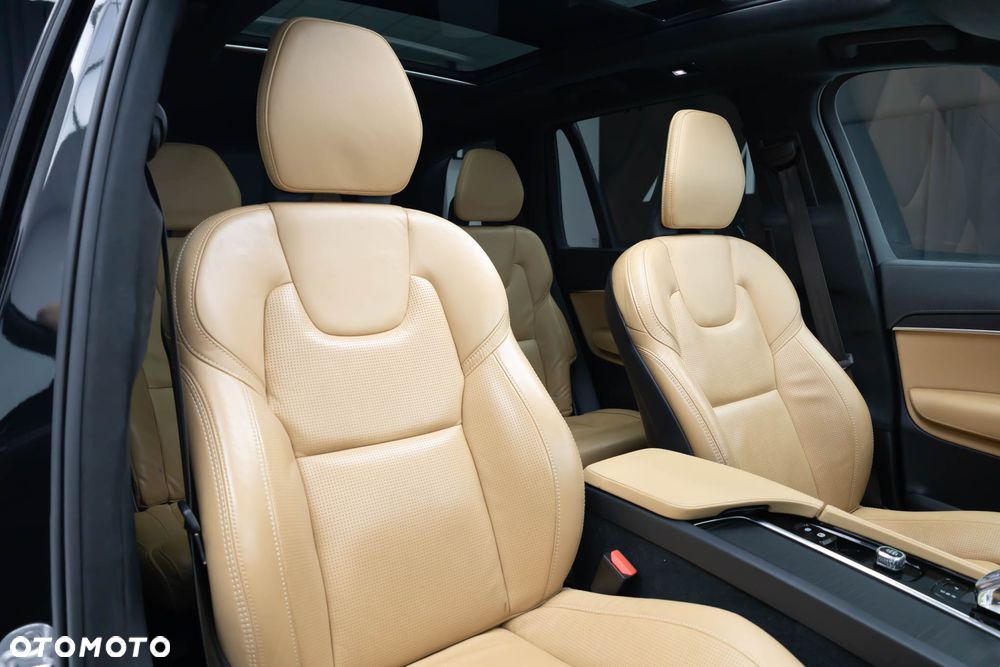Volvo XC 90 T8 AWD Recharge Ultimate Bright - 35