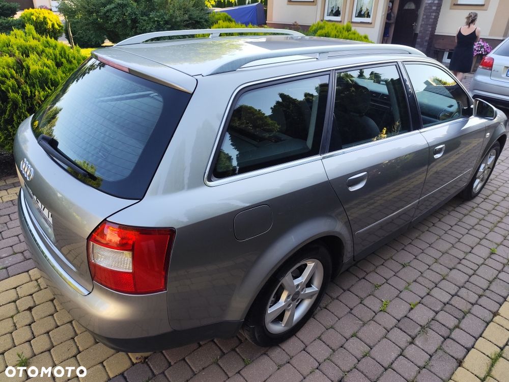 Audi A4 Avant - 3