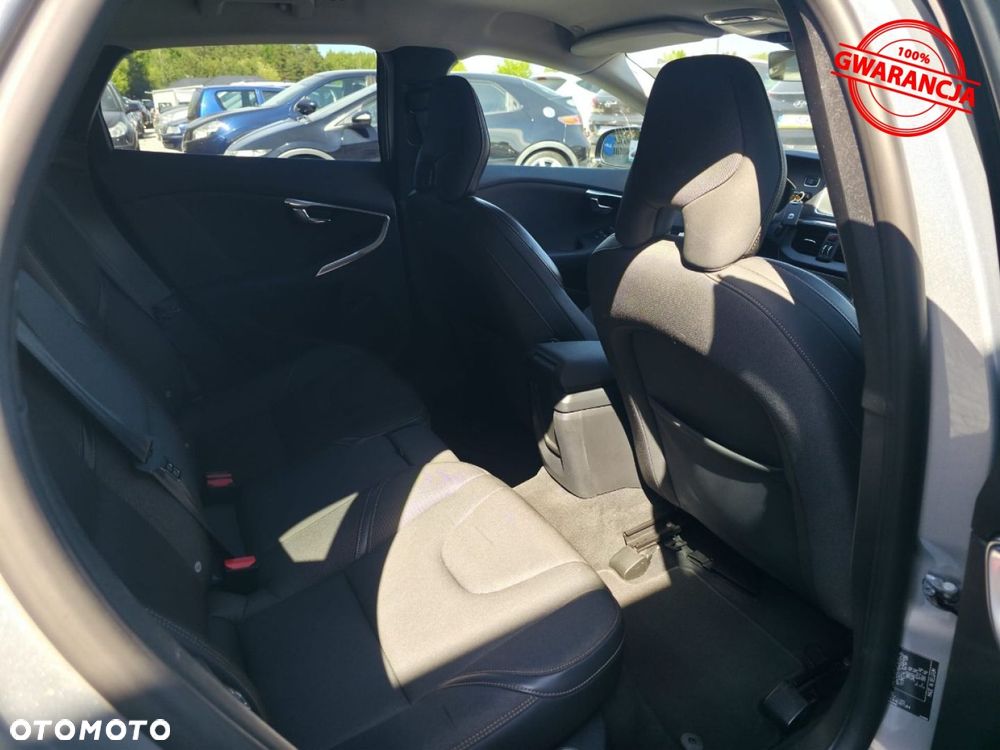 Volvo V40 - 21