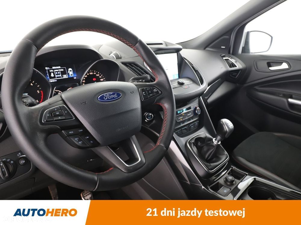 Ford Kuga - 11