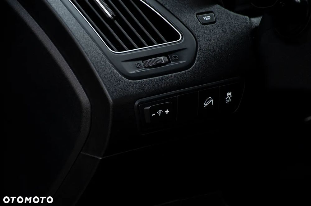 Hyundai ix35 2.0 Premium 2WD - 32
