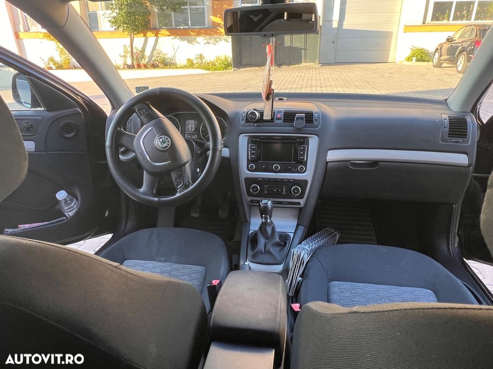 Skoda Octavia 1.6 TDI AMBITION - 5