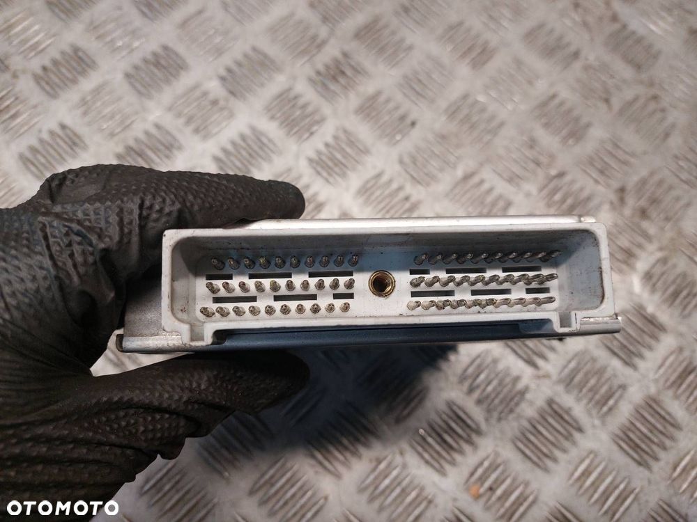 KOMPUTER STEROWNIK SILNIKA FORD SIERRA I LIFT 2.0 8V 88BB-12A650-AC - 3