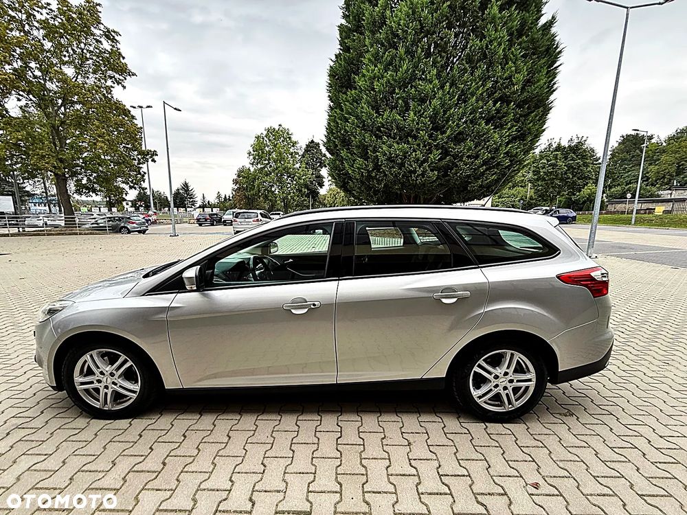 Ford Focus 1.6 TDCi DPF Titanium - 8
