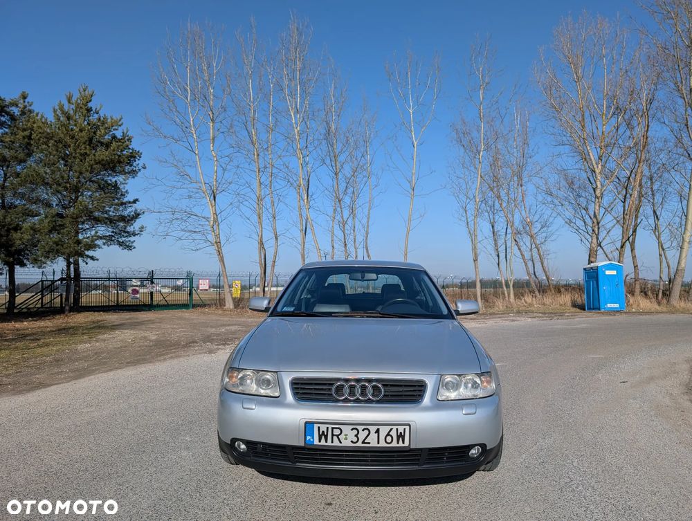Audi A3 3-drzwiowe 1.8T Ambition - 8