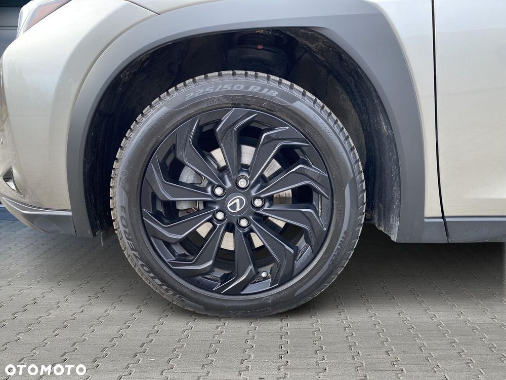 Lexus UX 250h GPF Business 2WD - 21