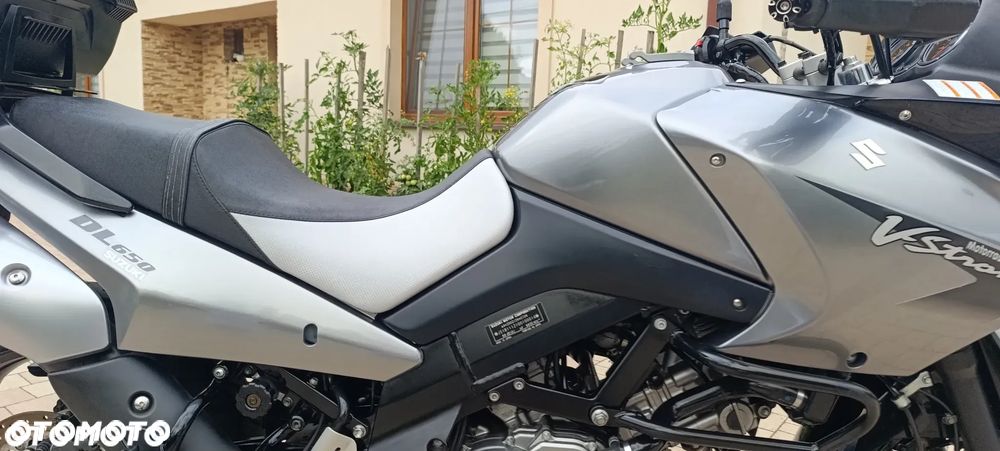 Suzuki V-STROM - 28