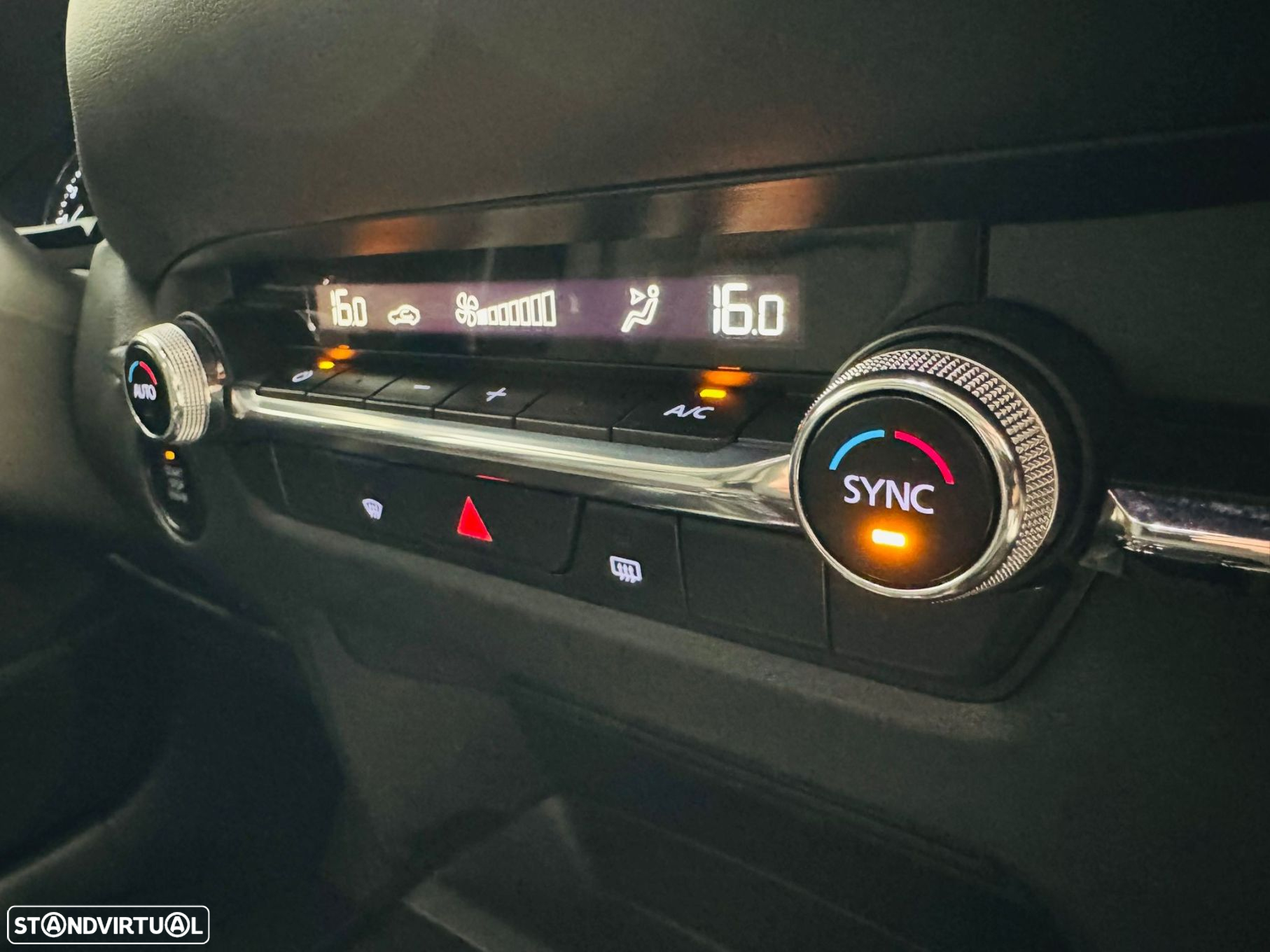 Mazda CX-30 2.0 Sky-G Evolve i-Active +Sport - 12