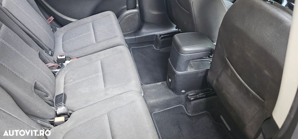 Opel Zafira Tourer 2.0 CDTI ECOFLEX Start/Stop Edition - 33