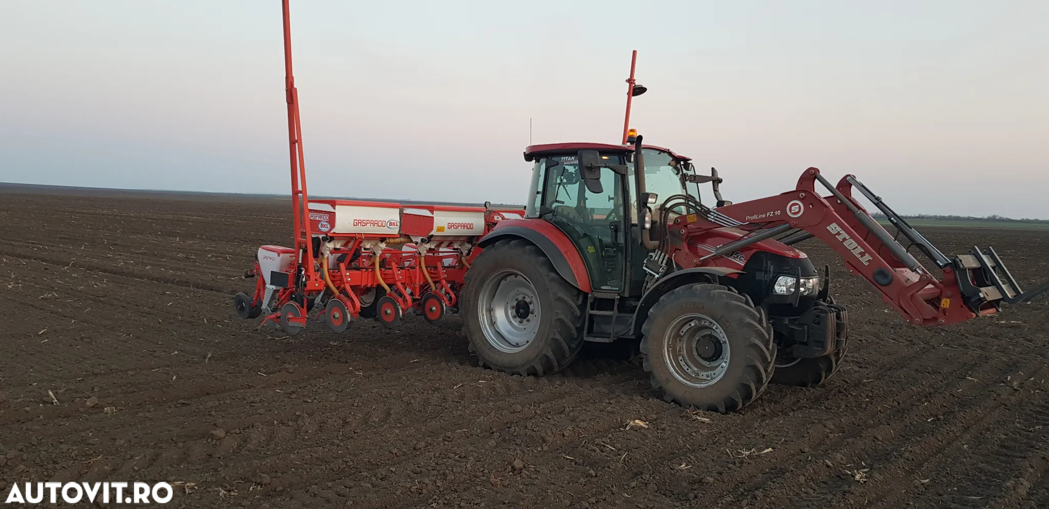Case IH FARMALL 115 C - 6