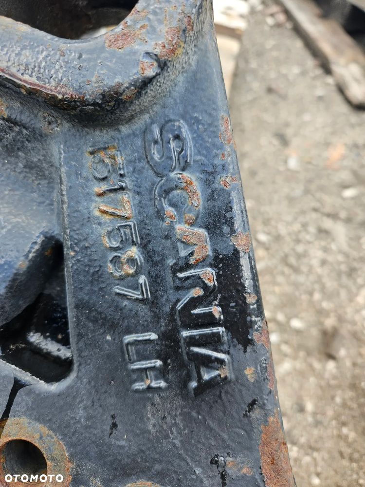 SCANIA łapy siodła Jost 190 * 1517587 ; 1517588 - 6