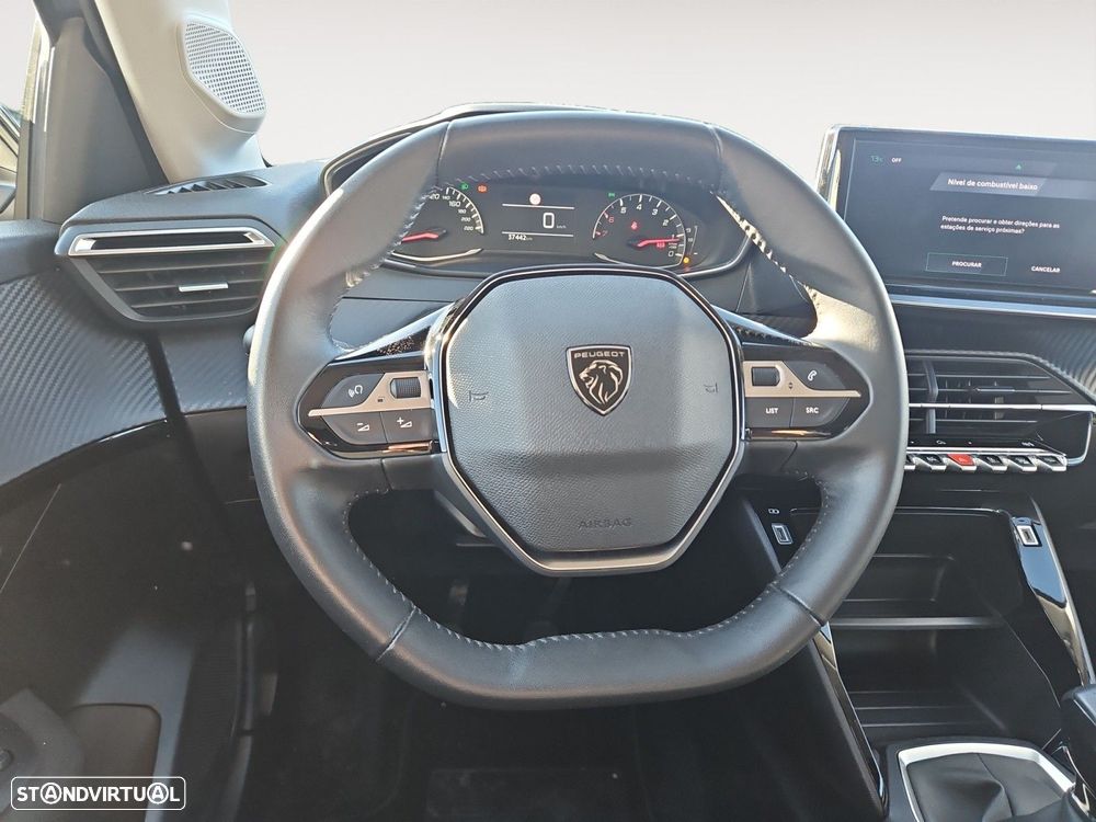 Peugeot 208 1.2 PureTech Active - 12