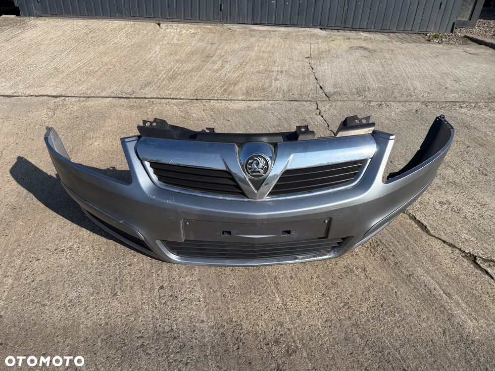 OPEL ZAFIRA B Zderzak przedni kpl. Atrapa przód przed liftingiem - 1