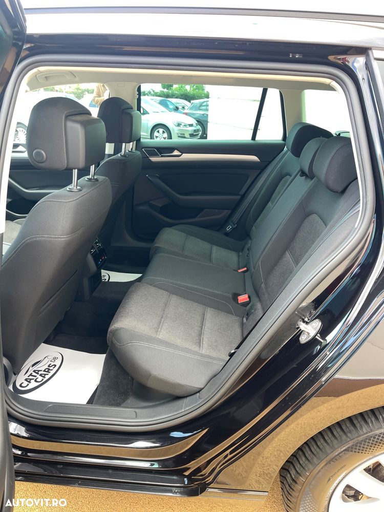 Volkswagen Passat 2.0 TDI (BlueMotion Technology) Comfortline - 28
