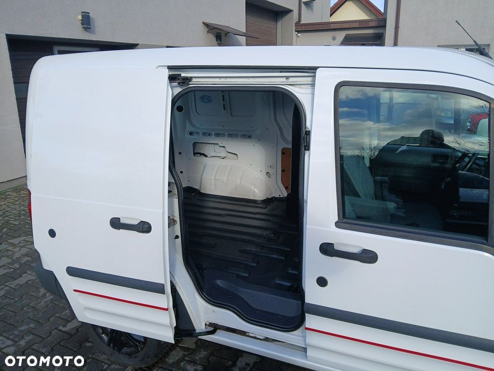 Ford Transit Connect - 18