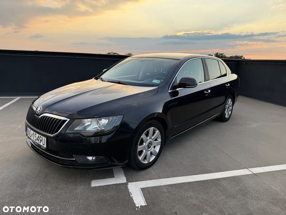 Skoda Superb 2.0 TDI 4x4 Elegance DSG - 1