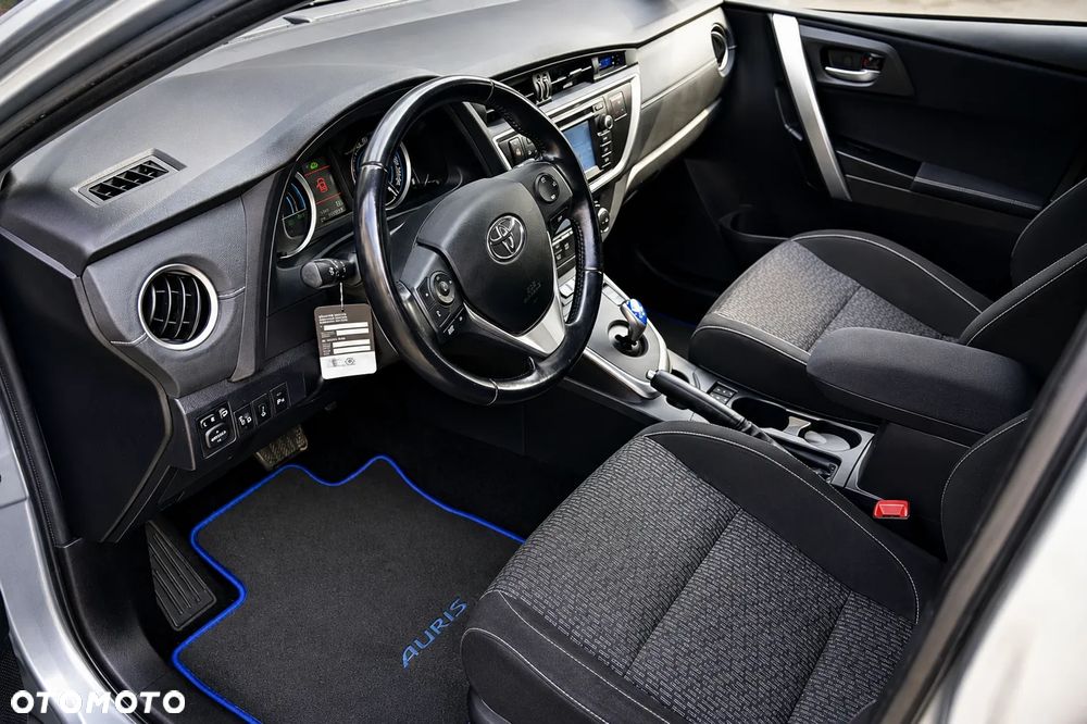 Toyota Auris - 5