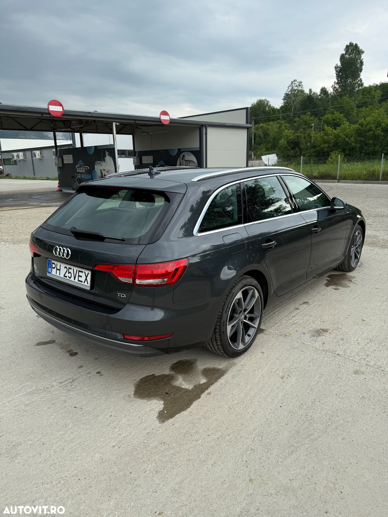 Audi A4 Avant 2.0 TDI S tronic - 14