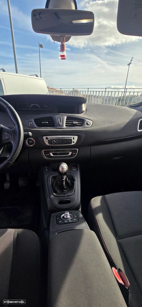 Renault Grand Scénic 1.5 dCi Expression SS - 10