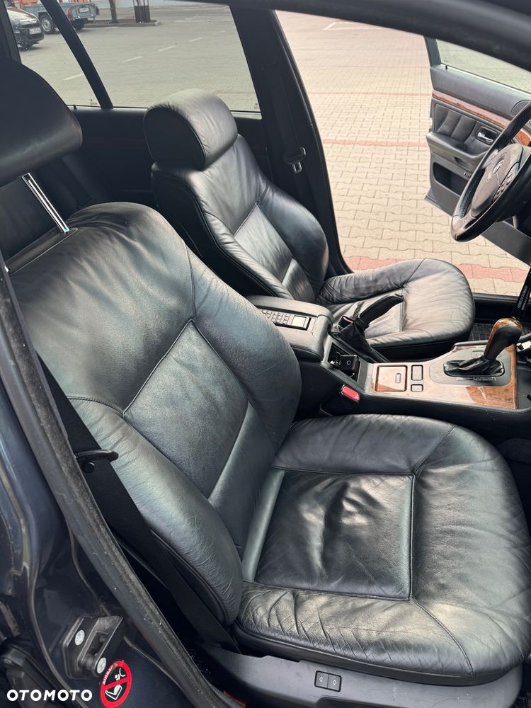 BMW Seria 5 - 16