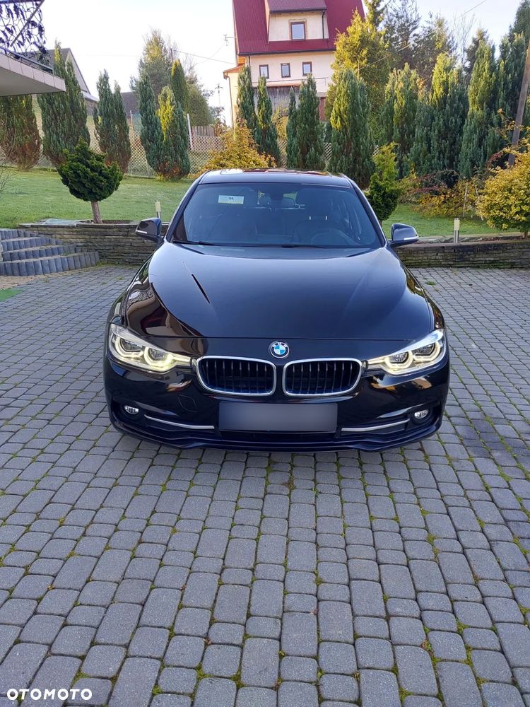 BMW Seria 3 330i GPF xDrive Luxury Line - 2