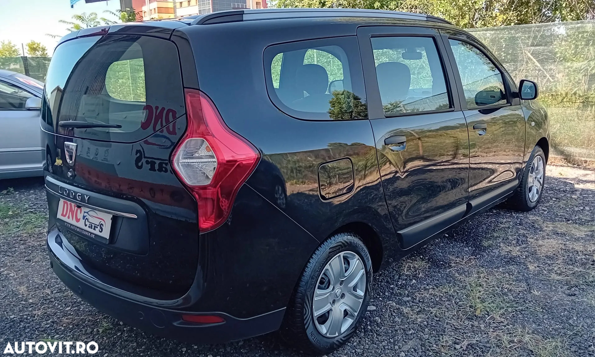 Dacia Lodgy 1.6 SCe Laureate - 4