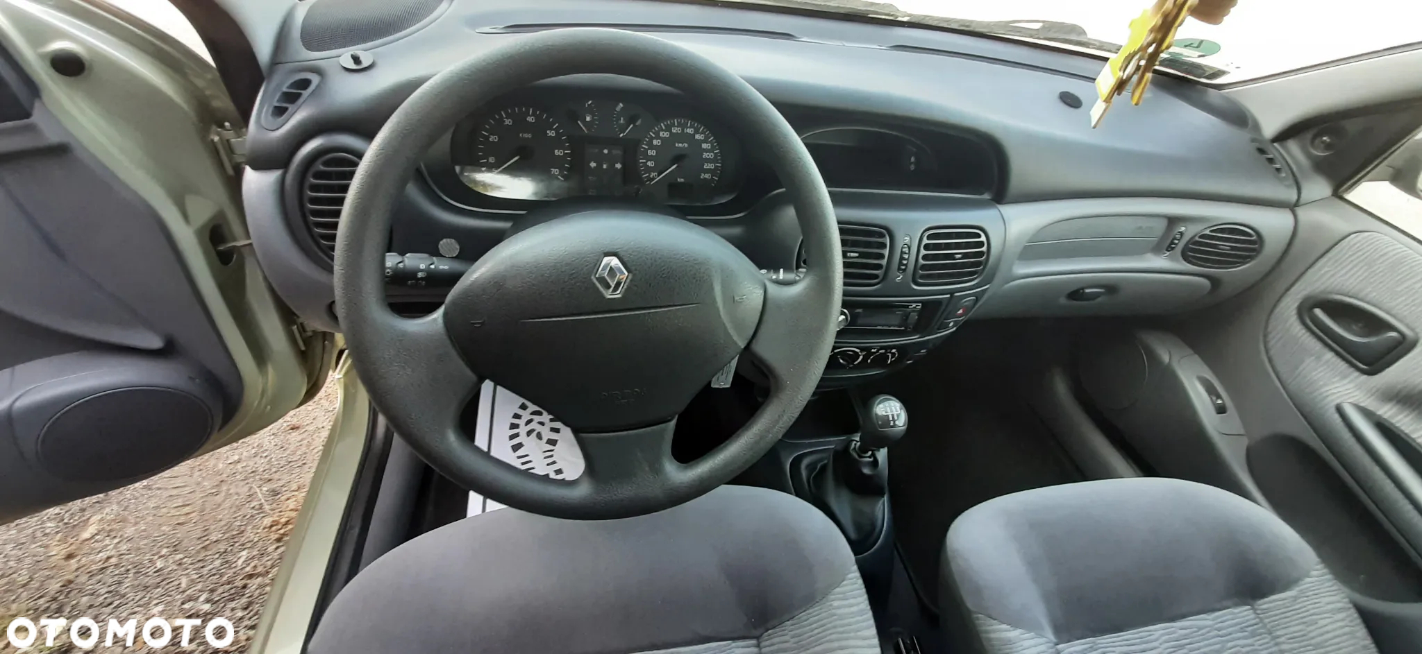 Renault Megane - 26