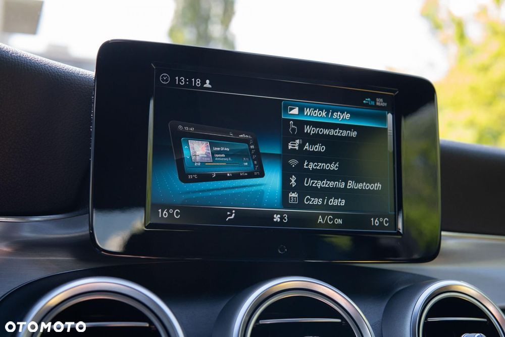 Mercedes-Benz Klasa C 300 9G-TRONIC - 26
