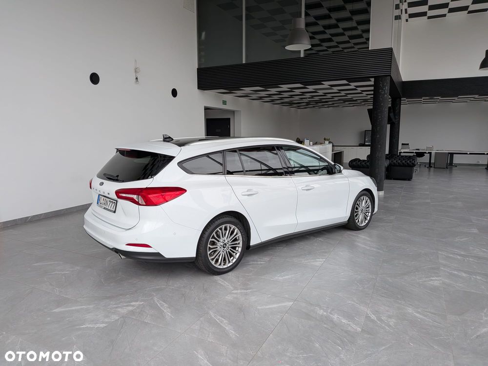 Ford Focus - 12
