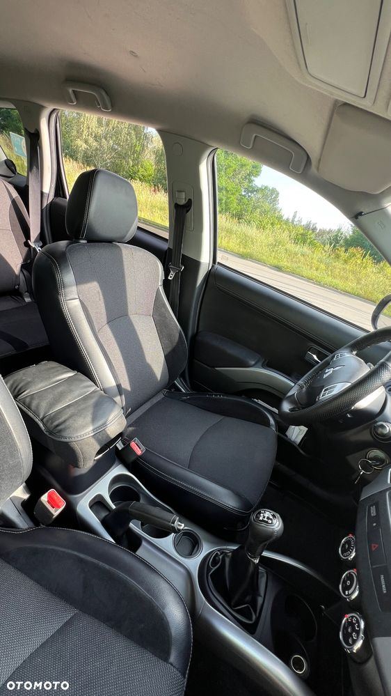 Mitsubishi Outlander 2.0 Invite 2WD EU5 - 27