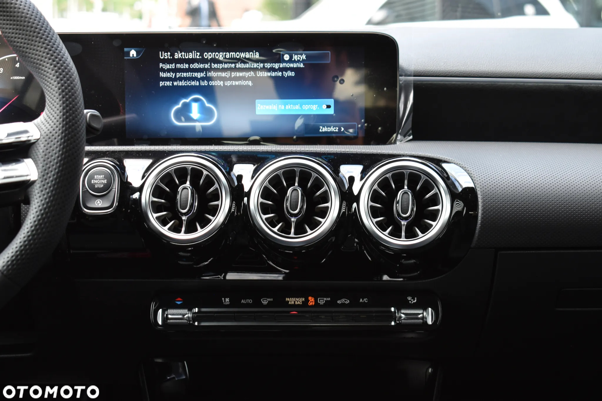Mercedes-Benz Klasa A 180 7G-DCT AMG Line - 19