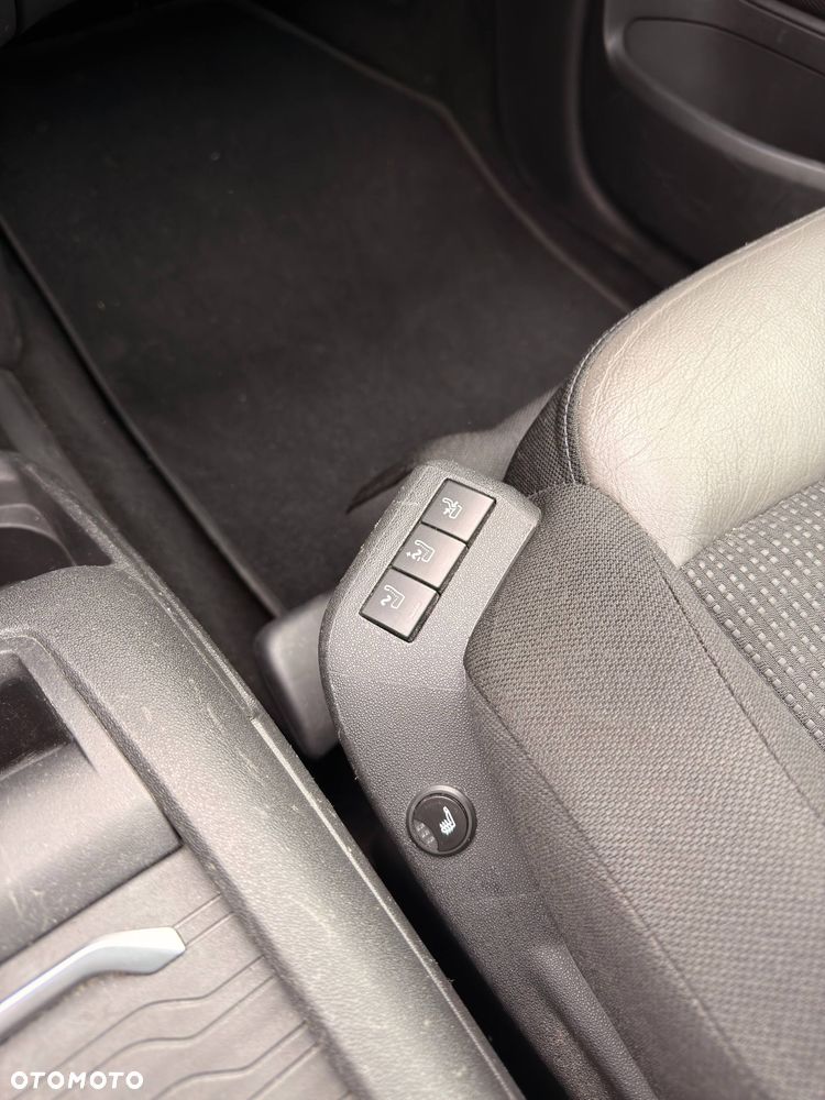 Citroën C4 Picasso - 15