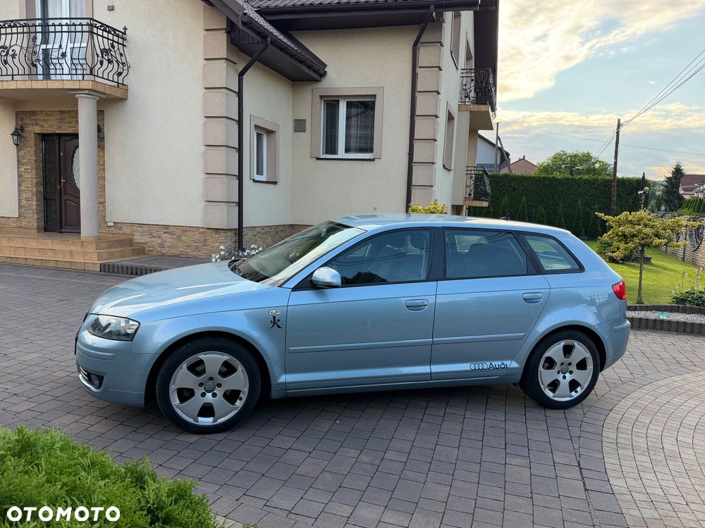 Audi A3 Sportback 1.6 Ambition - 1