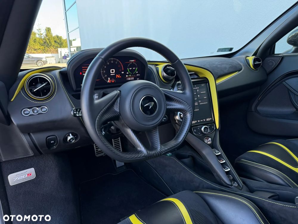 McLaren 720S Coupe - 13