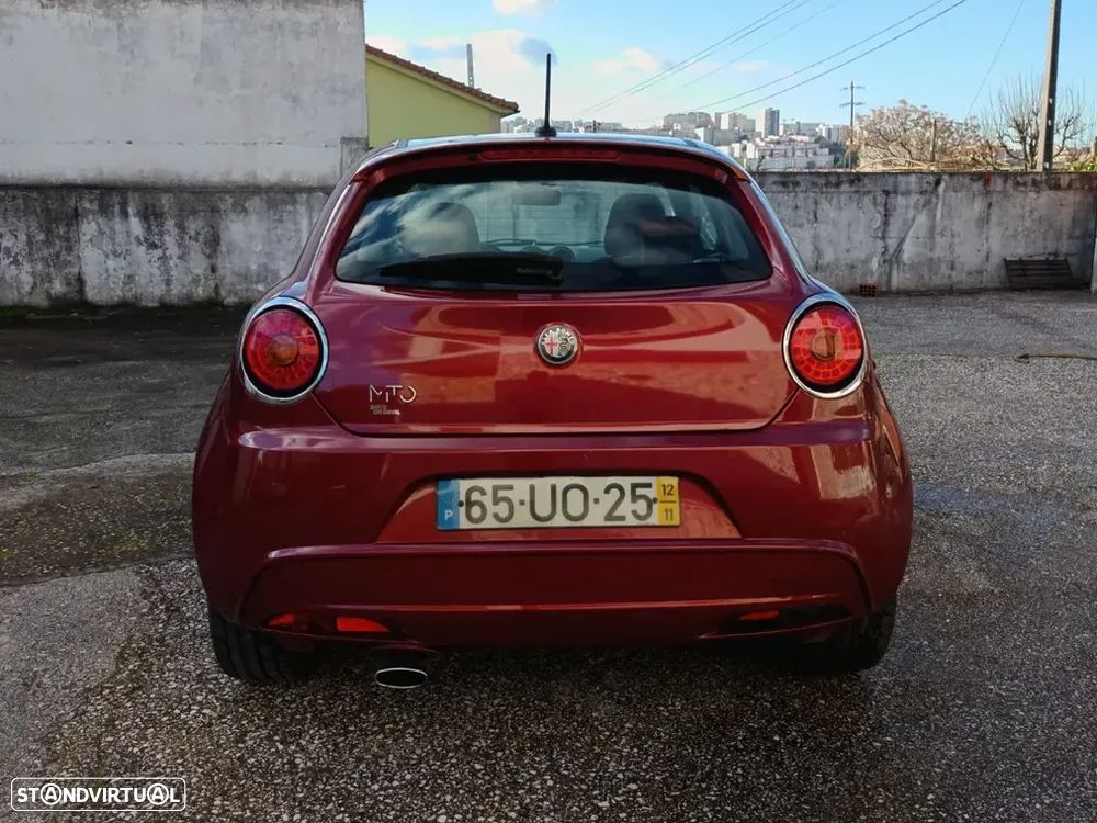 Alfa Romeo MiTo 1.3 JTD Distinctive S&S - 4